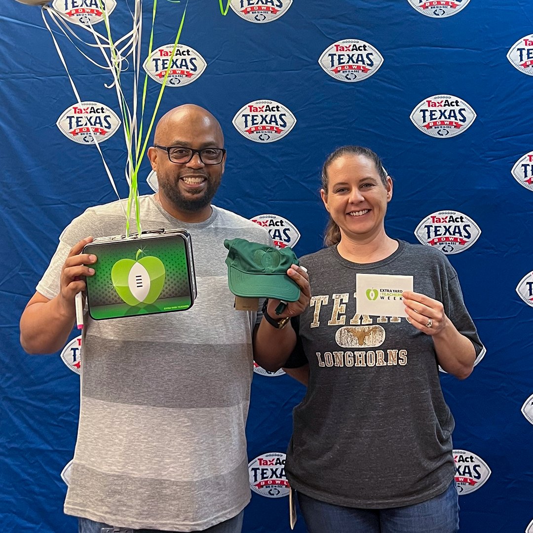 The @TaxAct #TexasBowl is going BIG for teachers! We are honored to present @depelchin teachers with a $1000 gift card towards classroom projects as part of the @CFPExtraYard's #BigDayForTeachers. Thank you for all that you do for your students!🍏