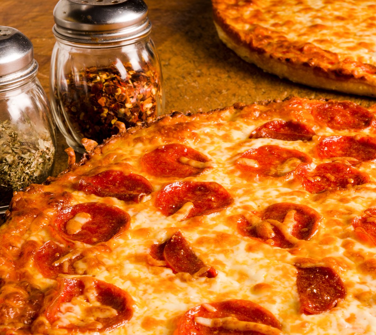 NutePhotography's tweet photo. September 20 is National Pepperoni Day 2022. Photos by Nute Photography, Plymouth MA. #pizza #pepperonipizza #foodphotography #Foodie #foodiebeauty #foodphotographer https://t.co/nQqasqOMXR