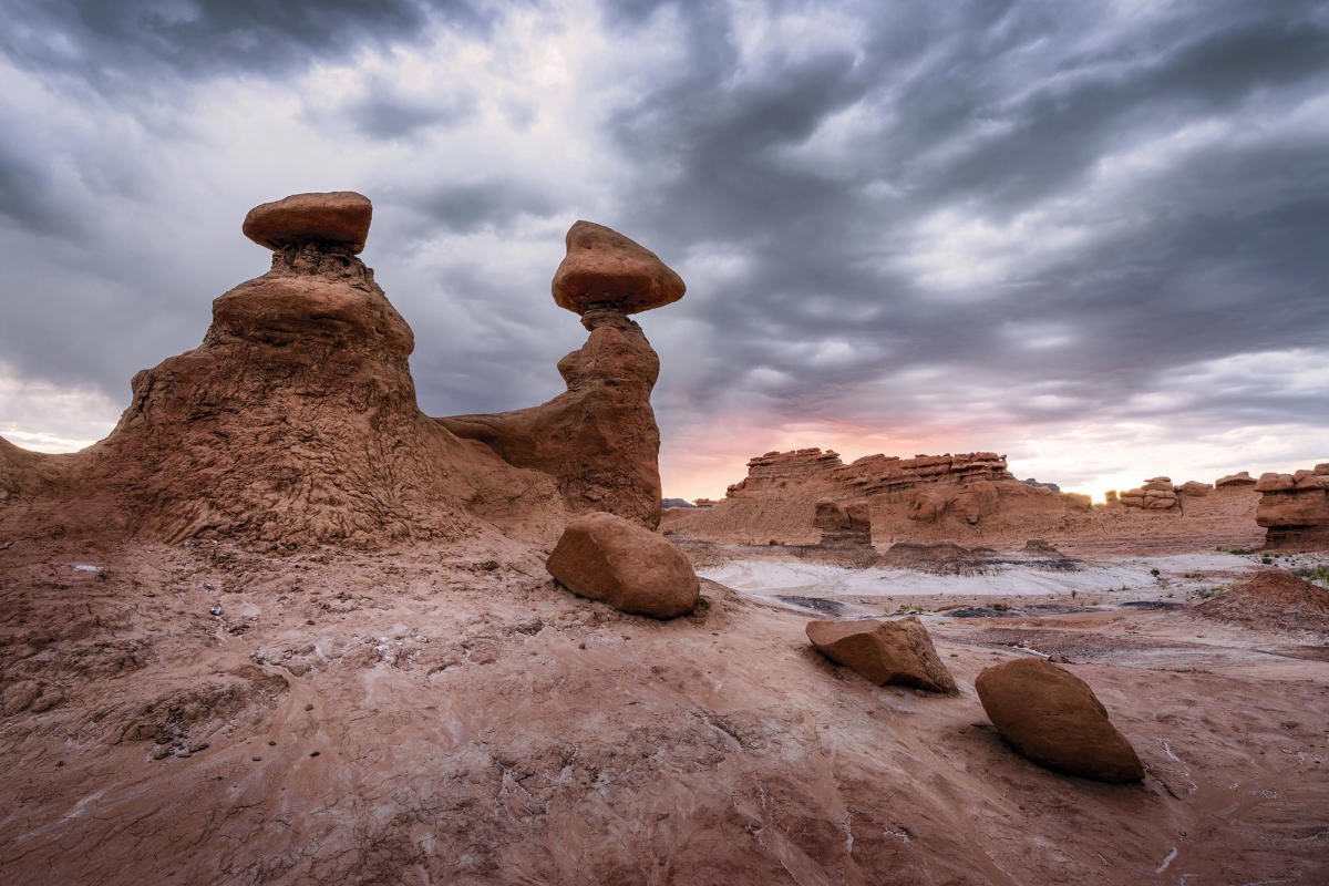 _bucketlistpost's tweet photo. Tuesday, September 20th, 2022 Bucket List Item:

• Explore Goblin Valley State Park in Utah

📍Utah, USA

#travel #traveling #bucketlist #utah https://t.co/0G9iCs7Ash