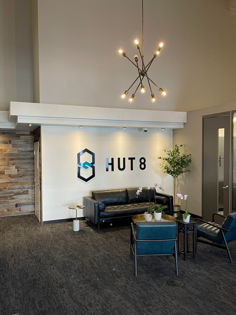 Hut8Corp's tweet image. Looking forward to seeing everyone at Hut 8's 2022 Analyst Day today to showcase our High Performance Computing operations and tour our gorgeous, newly-renovated data centre in beautiful Kelowna, BC!

#Hut8 #AnalystDay