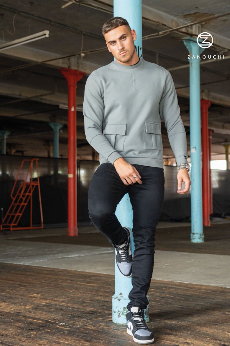 Zanouchi_'s tweet photo. Top Selling Utility Sweatshirt. Premium Fabric. Shop Now. 
.
.
#fashion #lifestyle #blogger #style #love #gym #fitness #ootd #utility https://t.co/dfeslaXuyh