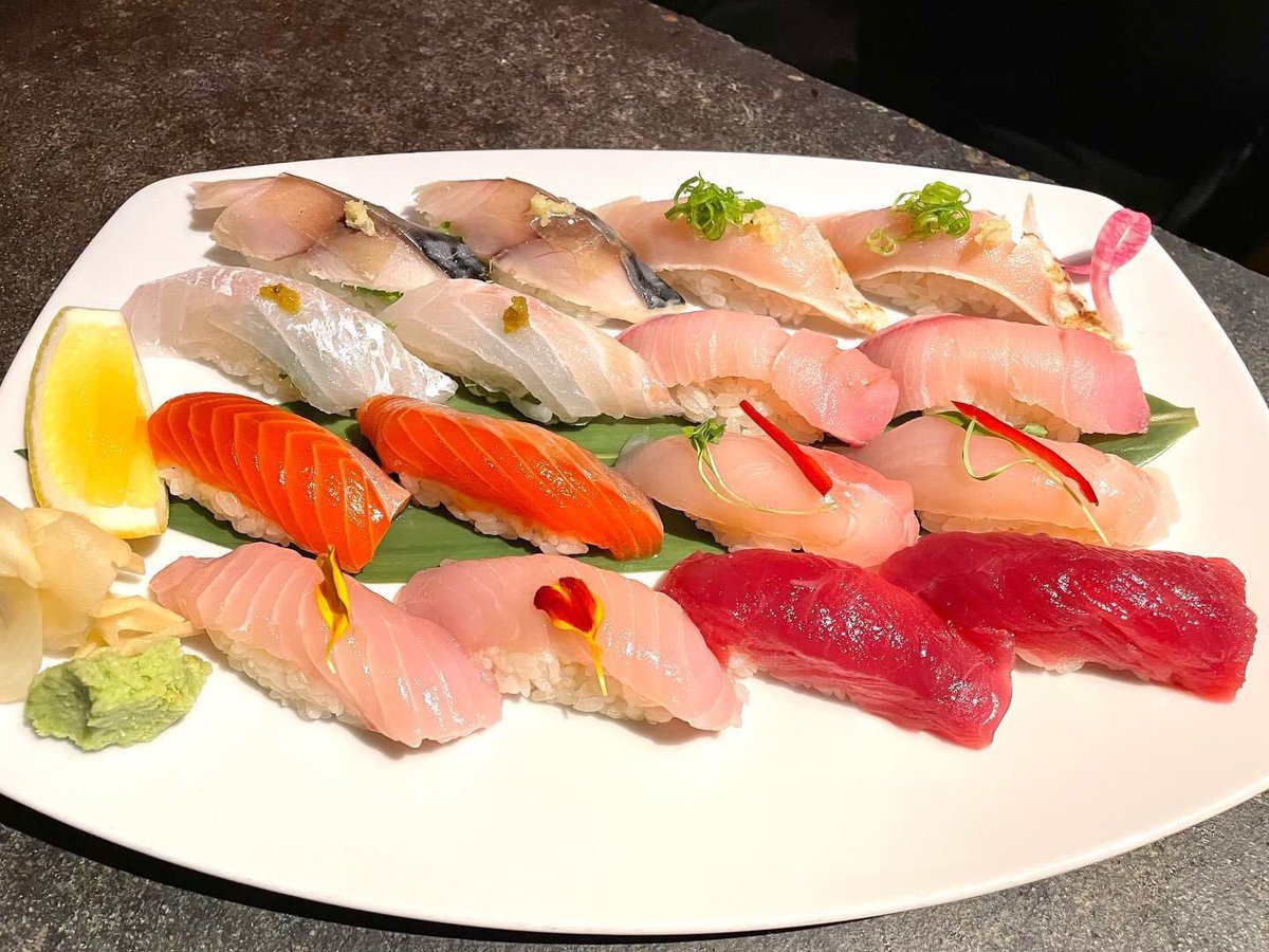 masupdx's tweet photo. There’s great flavor in every bite at Masu! 🍣 Spend the last few days of summer with us and enjoy our plates of assorted sashimi, nigiri, sushi rolls &amp; more.

We are open all week from 5:00 pm to 10:00 pm. https://t.co/VUvbYr9KBg