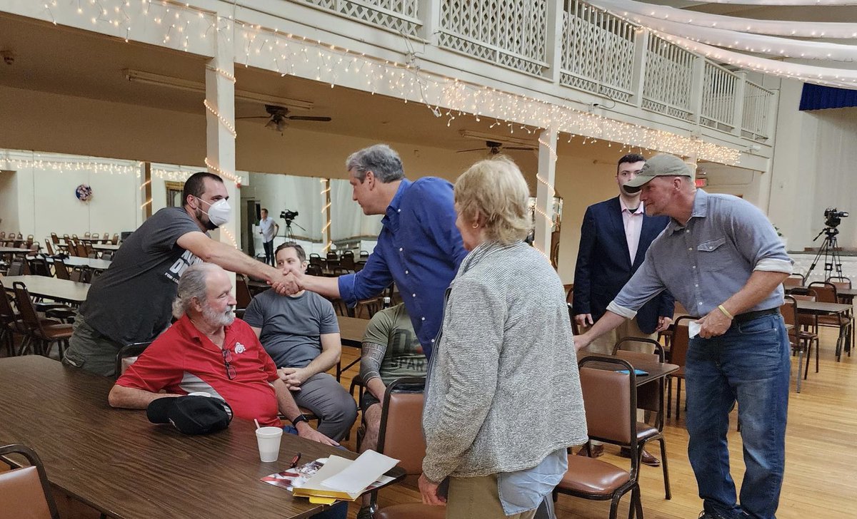TimRyan's tweet photo. Time spent hearing from the men and women who served our country is time well spent. Grateful for the chance to sit down with some of our veterans in Portsmouth this afternoon. https://t.co/1sa0siHOtN