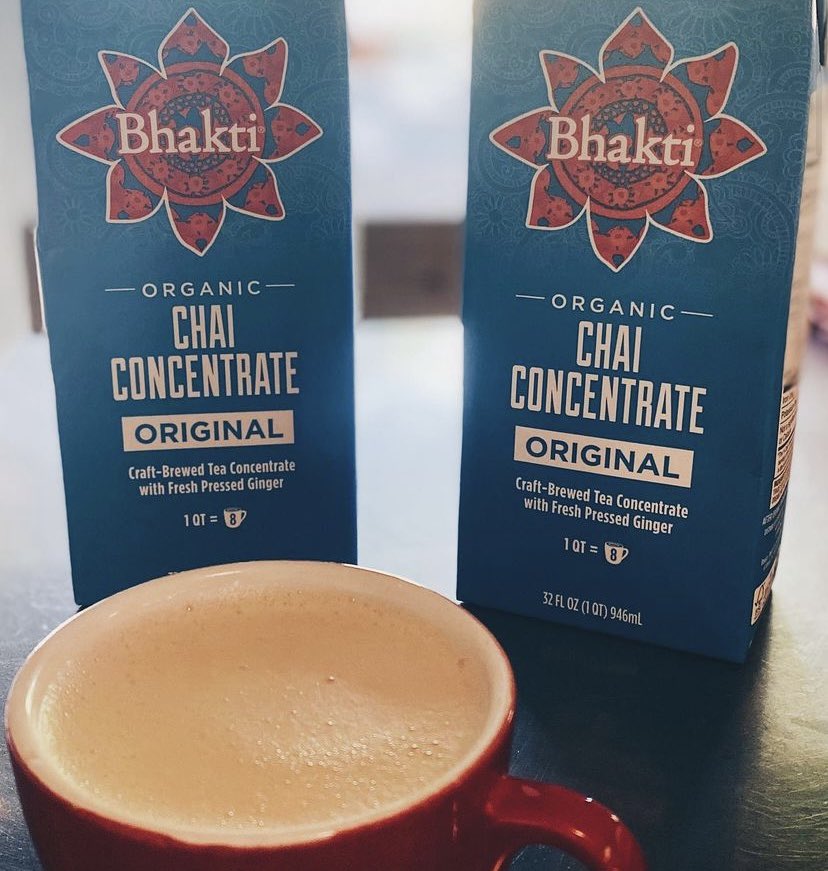 BhaktiFans's tweet photo. Happy National Chai Day! 
We’re celebrating with 15% off. 
Go to https://t.co/LUmJ6dmUPz and 
use code: CHAIDAY15 

#nationalchaiday #chai #tea #bhaktichai #ginger #fairtrade #organic https://t.co/K0KHbMTqjW