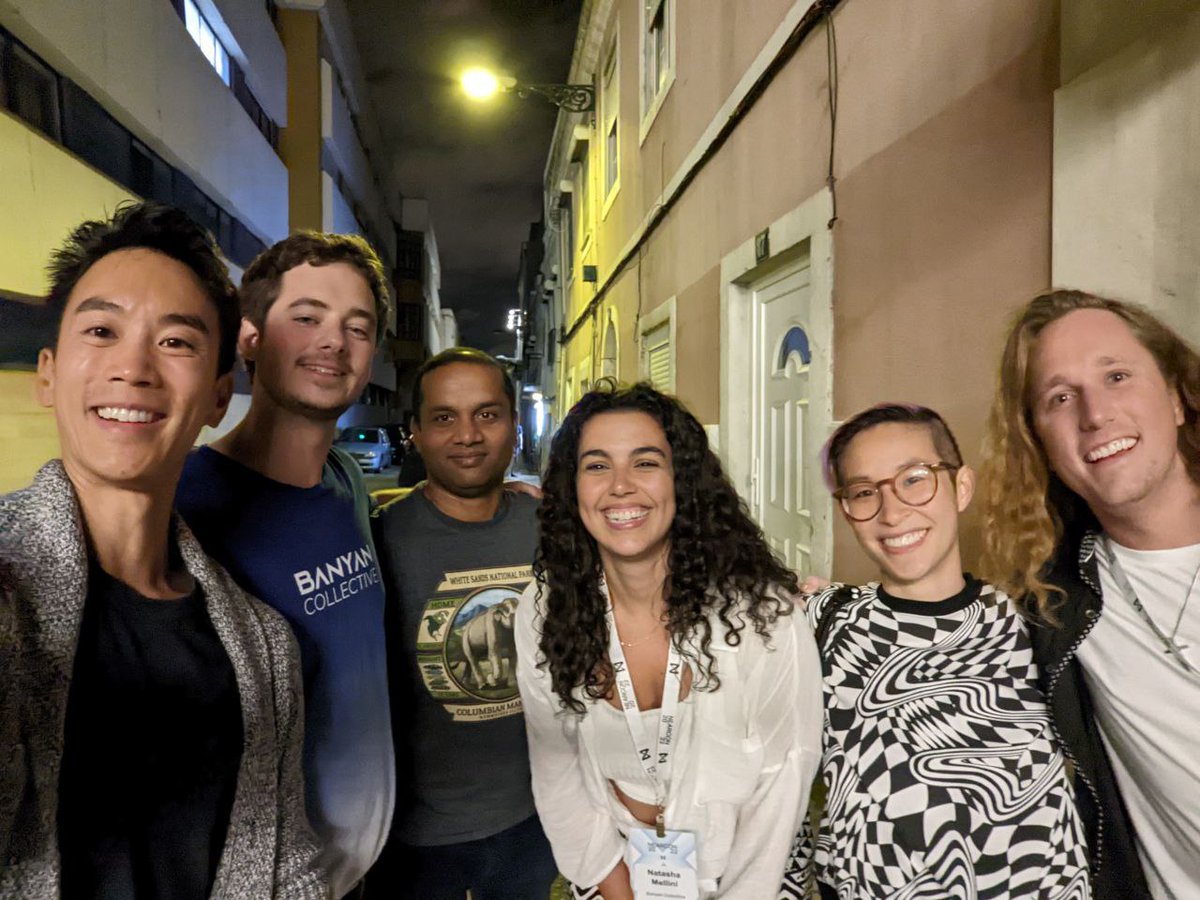 Cameron_Dennis_'s tweet photo. 💫 Special shoutout to my amazing team who keep this ship sailing! They organized Banyan's entire presence at #NEARCON and absolutely killed it! 

@minorityprogram @NicoleHTay @JQuantAnalytics @nneomack @NEARosis @joannaorlova @Nati_Rae_ @zahidsharp @jjyuannear @alecorbella_ https://t.co/IXqpCxtFiK
