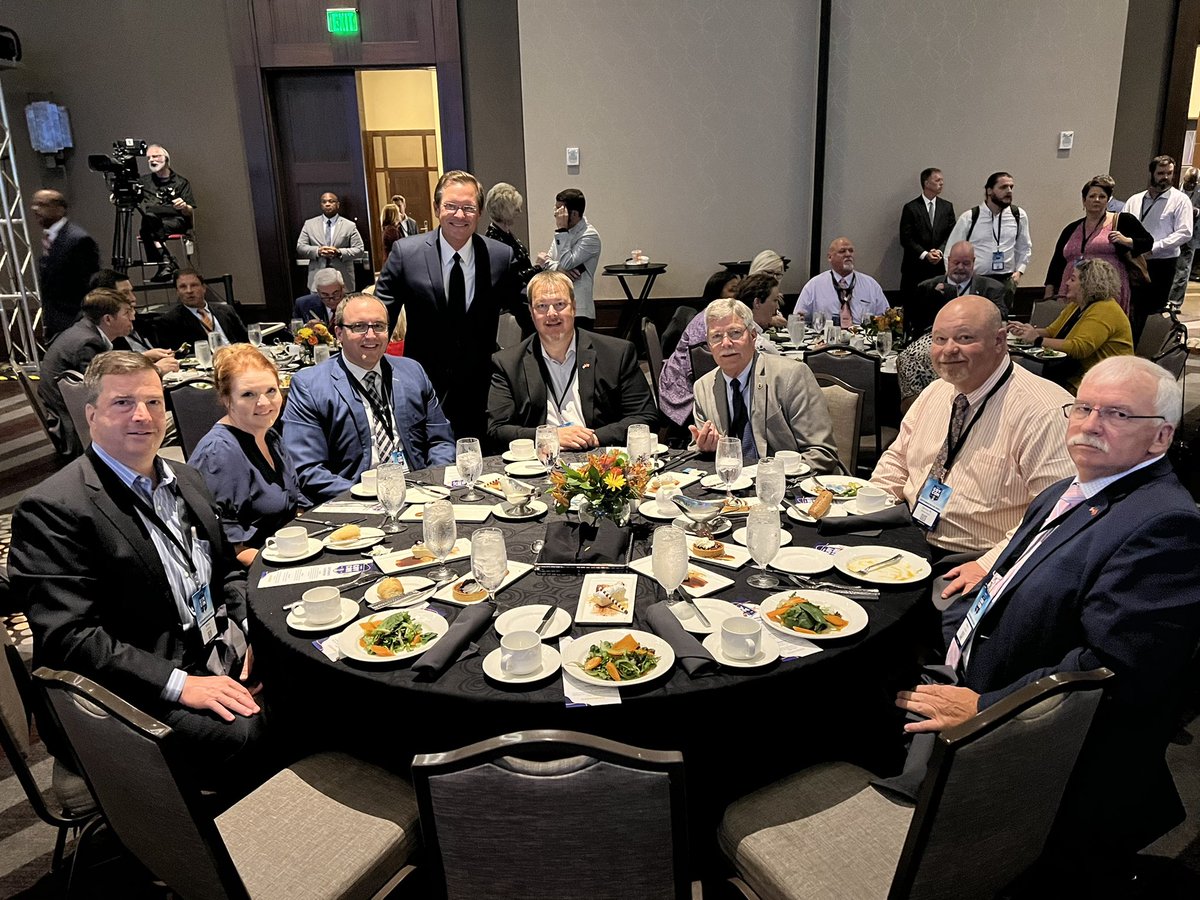 CSexton25's tweet photo. Great seeing @allen_foster, Mayor Mayberry &amp; other leaders from the Upper Cumberland Region &amp; our state @TNECD’s #GovCon22 Luncheon. Enjoyed hearing @GovBillLee’s message about how #TN remains a national economic leader because of the conservative policies implemented since 2011! https://t.co/QwxqFhOjSk