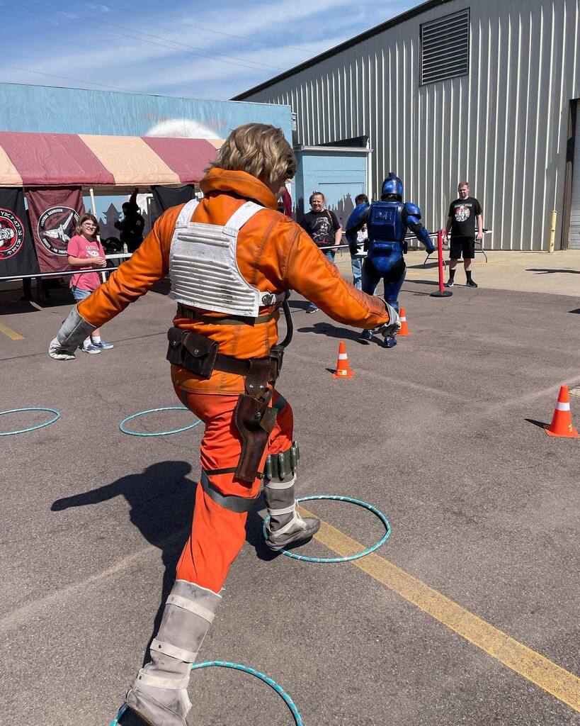 Luke takes his training VERY seriously
Featuring @the_auto_tech_ 

#centralbase #rebellegion #rlsc #rebellegionstarfightercommand