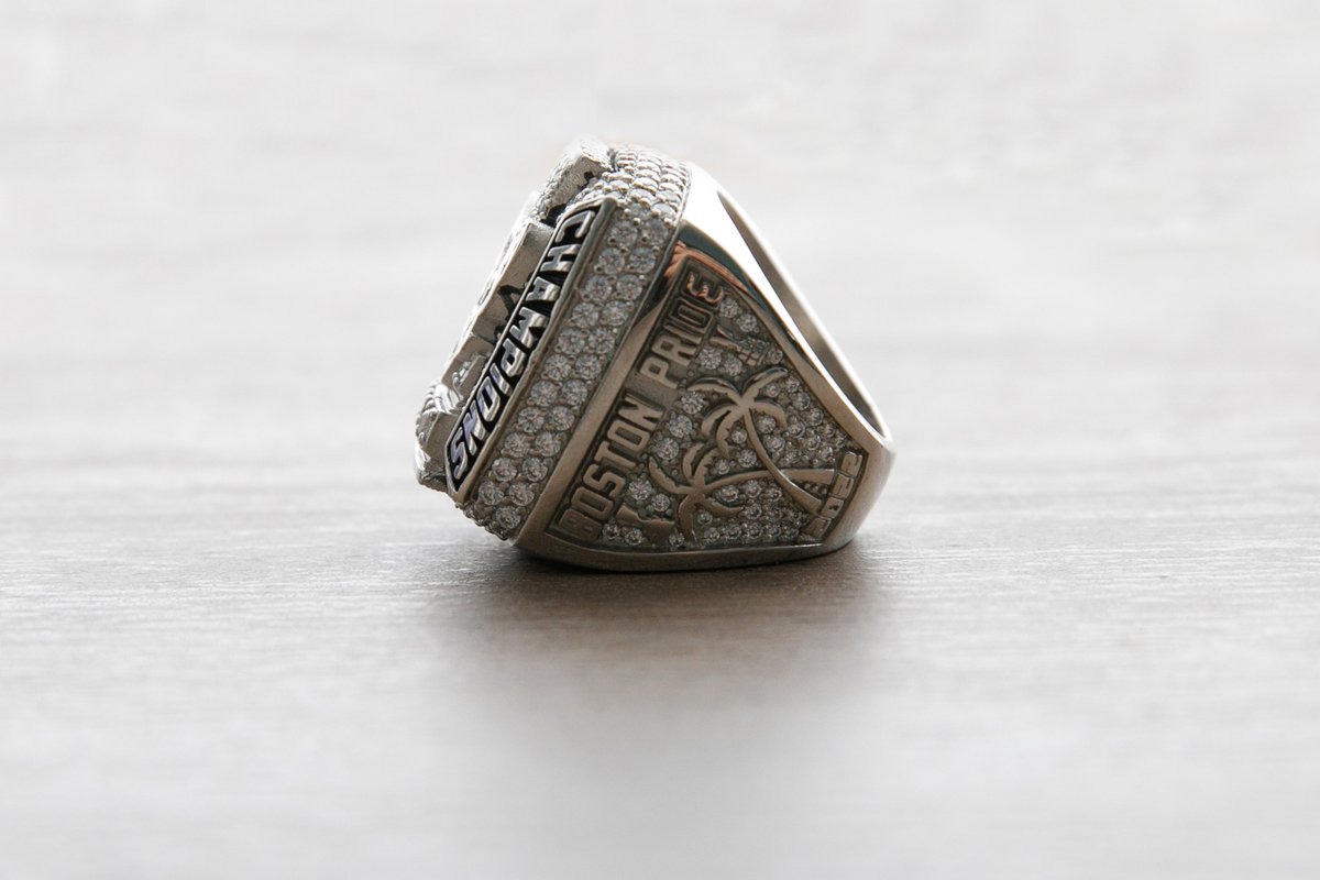 TheBostonPride's tweet photo. A closer look at our 2022 championship ring 💍😍 https://t.co/Sy1Y7t24r5
