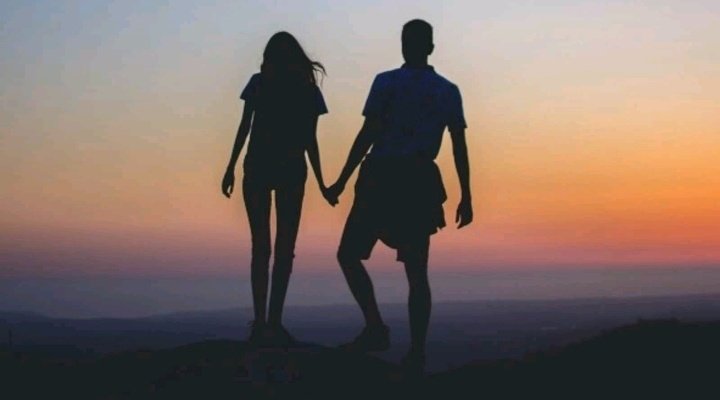 hillsfmkabale's tweet photo. How can one handle a boyfriend who is overly emotional?Drop your reactions
Stream live via https://t.co/YJcyobBNvt
#Lovetopic
#WinddownWithPretty
#TakingYoutotheTop https://t.co/HsZJPlPnZS