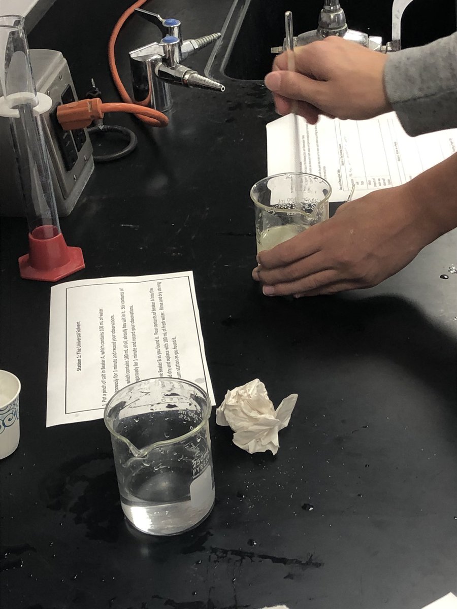 STMsrichards's tweet photo. Properties of water with freshman bio classes https://t.co/CbCqjfCye9