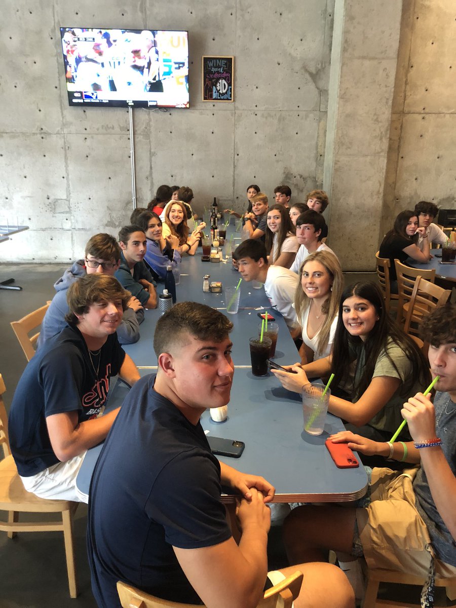 STMsrichards's tweet photo. Junior retreat:  first stop Rock n Bowl followed by a quick bite at Reginelli’s https://t.co/XV9yov9sYf