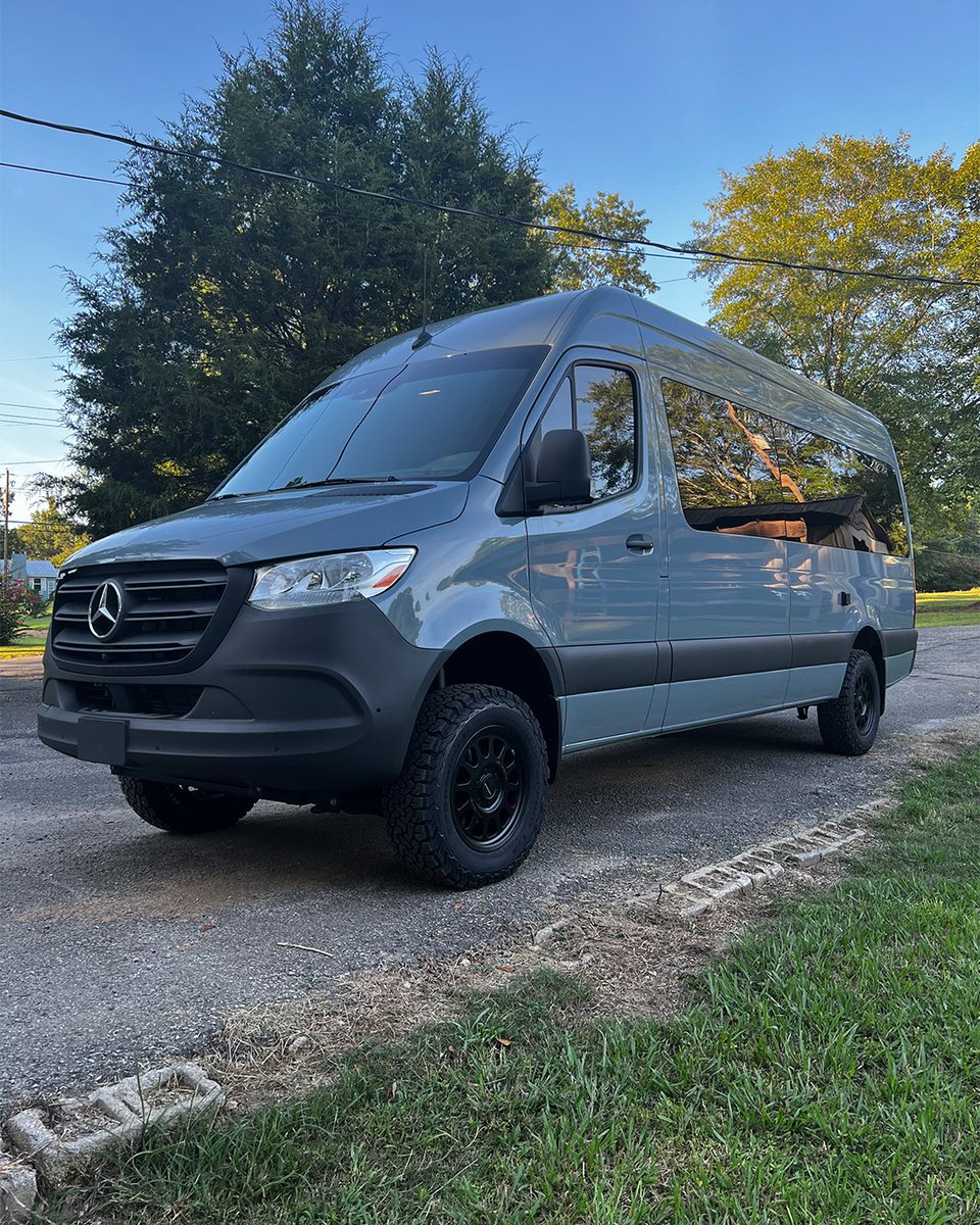 MBvansUSA's tweet photo. With storage and utility to spare, @barrynobles95 and his custom Sprinter van are ready to roll out. Special thanks to @driverge for bringing this upfit to life!​
📸 @barrynobles95​

 #mymbvanusa #mercedesbenzvansusa #MBVansambassador #driverge  #homeiswhereyouparkit https://t.co/HrdJP2ouOm