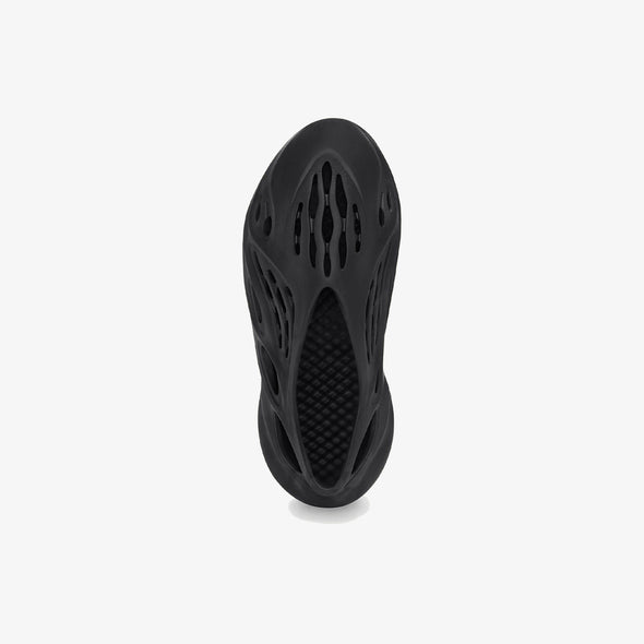 shoeengine's tweet photo. TRENDING:
Adidas Yeezy Foam RNNR "Onyx" HP8739

https://t.co/tuvJGtvOCd   #ad https://t.co/RwR24uufGK