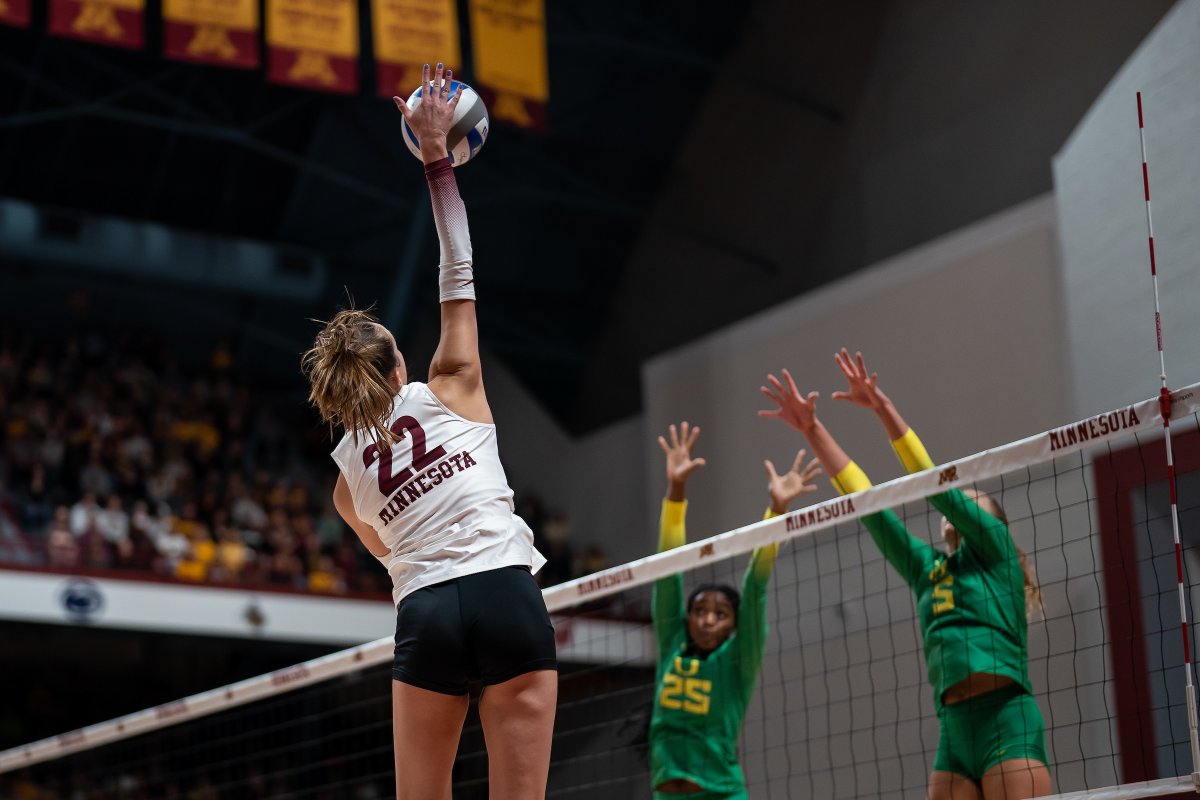 GopherVBall's tweet photo. 𝐅𝐫𝐞𝐬𝐡𝐦𝐞𝐧 𝐏𝐡𝐞𝐧𝐨𝐦𝐬 🔥

Mckenna Wucherer (15) and Carter Booth (12) both set career-highs  in kills vs. WSU Saturday night!

Julia Hanson tallied a career-best 14 kills on Aug. 31 at No. 1 Texas. https://t.co/MLORc4PHOn