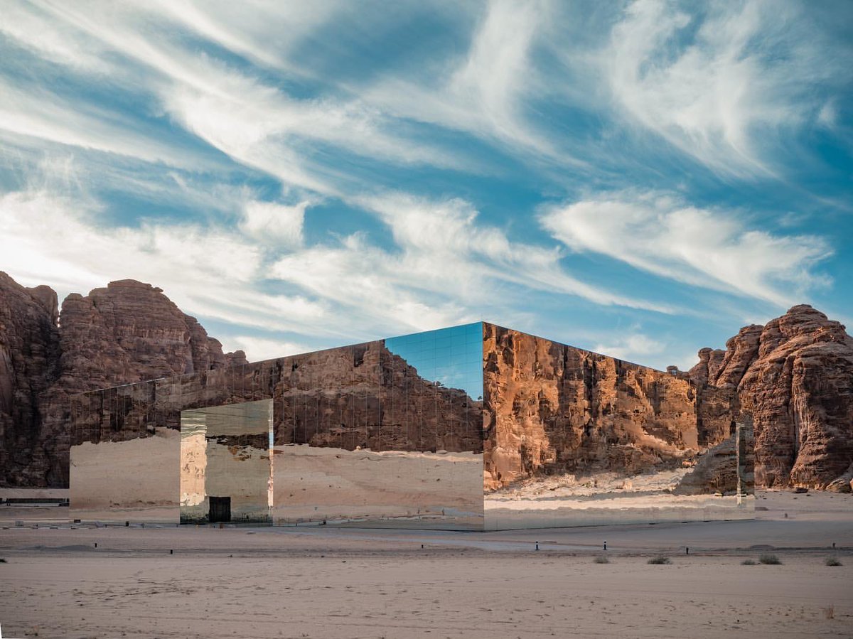 TheSaudiGate's tweet photo. Maraya Concert hall in AlUla ✨🗺️

📸by [ @EmadPhoto ] https://t.co/XceIqYpLpA