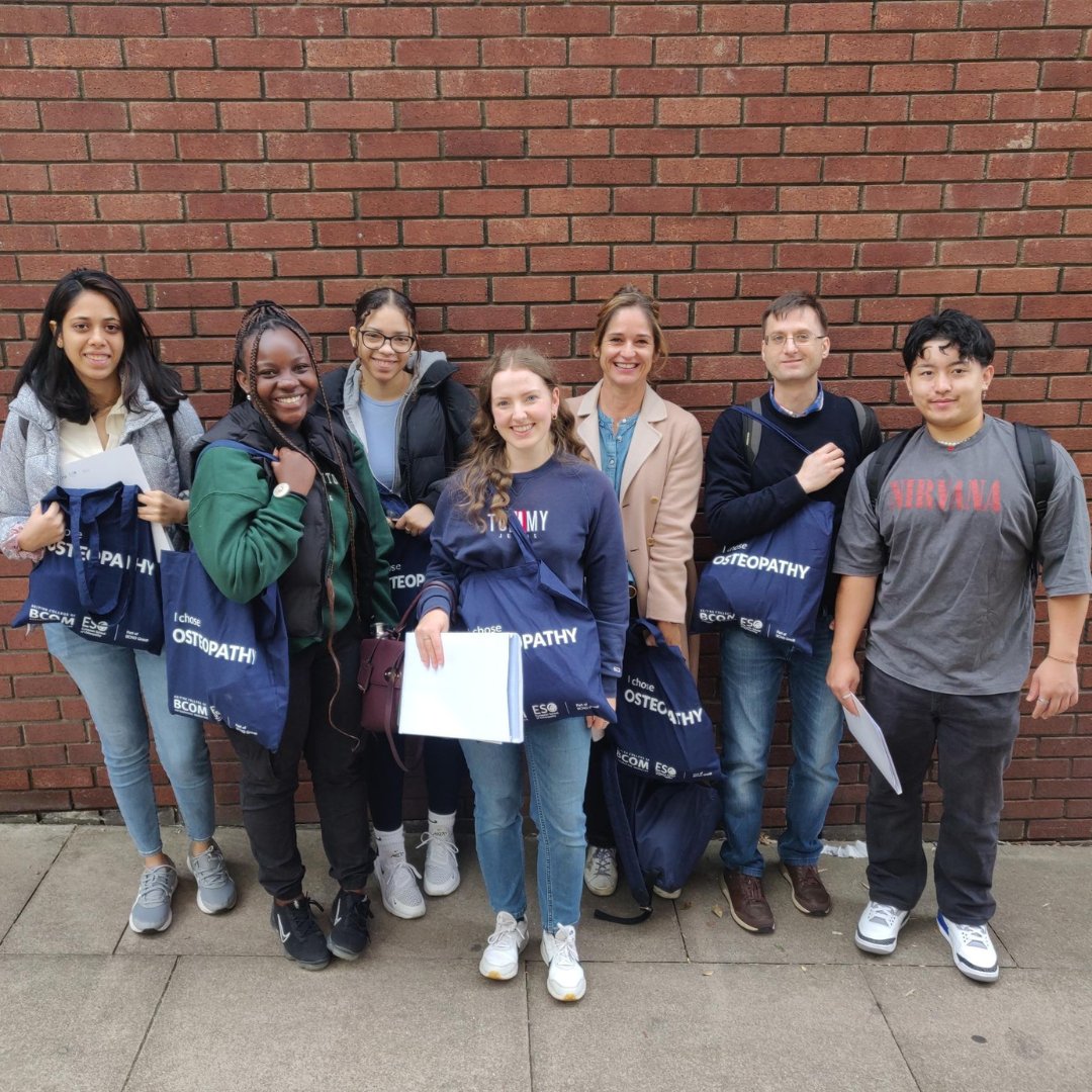 OfficialBCOM's tweet photo. We are excited to be welcoming back our current students and to welcome our new students this week. 👋

We hope you enjoyed your break and are ready for a great start to the autumn term! 🍂

#welcomefirstyears #osteopathy #healthcareers #healthrelateddegree #manualtherapy #ahp https://t.co/EIb9qNh4xA