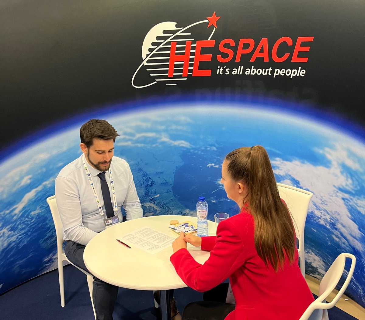 HE_Space's tweet photo. Be as smart as many other #IAC2022 visitors: secure one of our coveted appointments for a free personal career advice with one of our experts!
Your space journey starts here: https://t.co/Tihje2fyv0 
Come by, we look forward to seeing you!
#boostyourcareer #jobsinspace @iafastro https://t.co/IGiOJdd5eY
