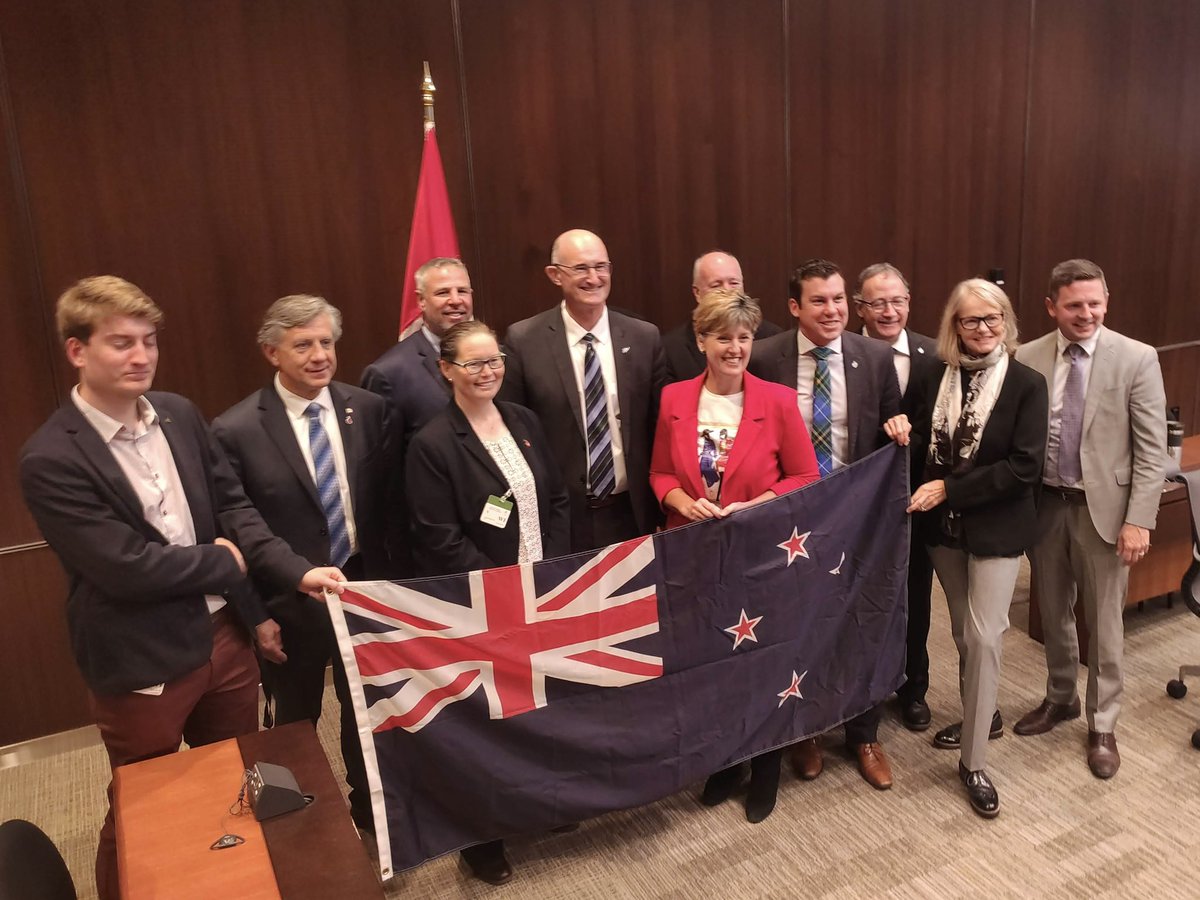 Today, the members of the Commitee on Agriculture and Agri-Food received the @NZinOttawa and New Zealand’s Special Agricultural Trade Envoy. Welcome to 🇨🇦, Martin and Melanie!