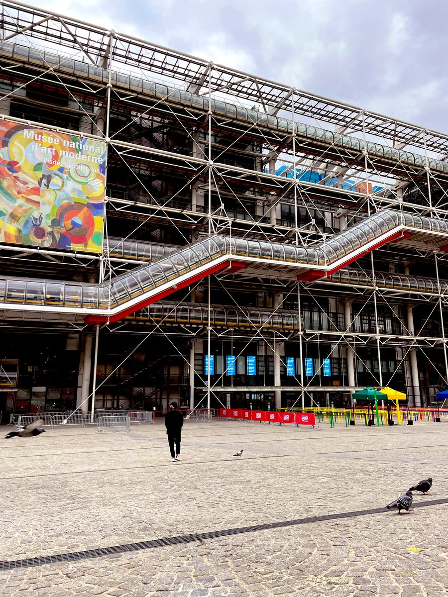 Llegamos al Pompidou.✨