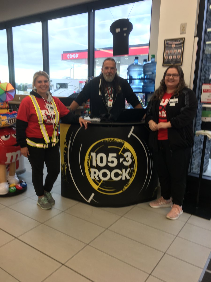 SthCntryCoop's tweet photo. @Haloairrescue @CoopCRS #FuelGoodDay #FuelGood @1053Rock https://t.co/yJ3qOjsSGp