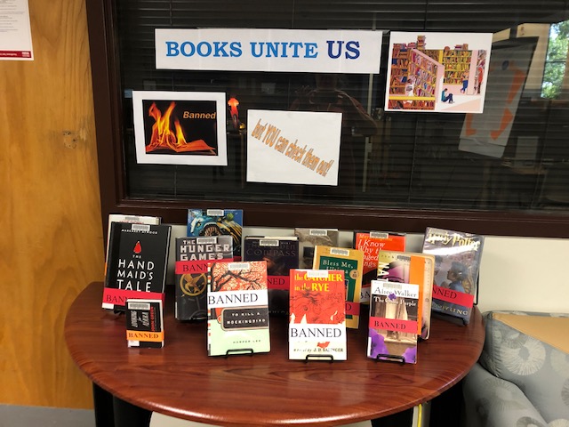 NOVALibraries's tweet photo. AN Library: Celebrate Banned Books Week by reading a banned book!  Here's a list to help you get started: https://t.co/mXYk84e4np
#novalibraries #novanighthawks #novastudents #BannedBooksWeek2022 https://t.co/HZPg5GKqhI