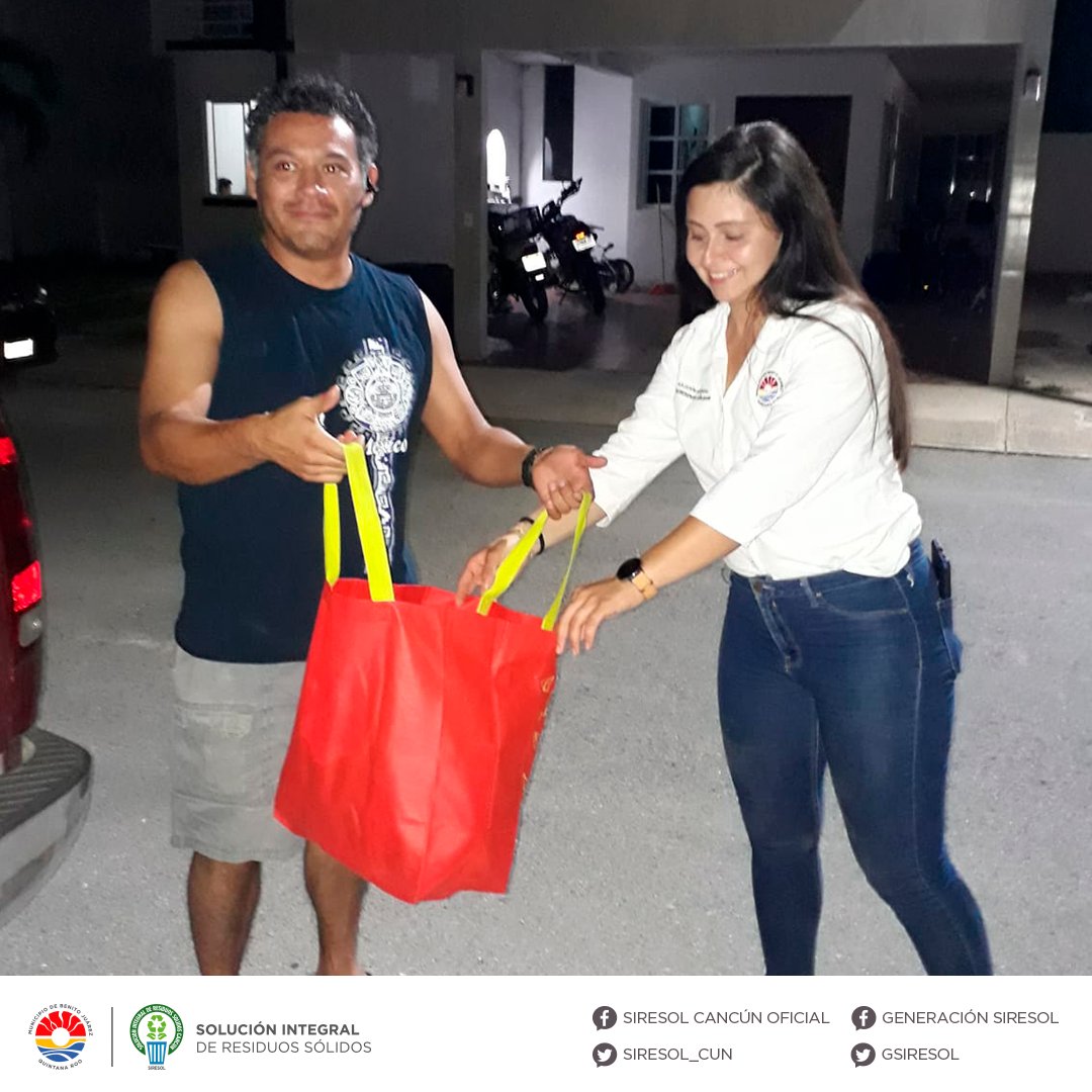 GSiresol's tweet photo. Visitamos fraccionamiento Real Oasis para su acopio mensual #Recapacicla. Agradecemos a todos los vecinos que disponen adecuadamente sus residuos reciclables, reduciendo la generación de basura en nuestro municipio. #SepararSíFunciona https://t.co/fPULjmZdLE