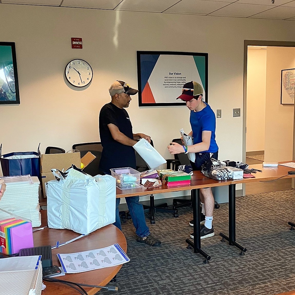 PRSincorporated's tweet photo. Special thank you to @VolunteerFFX for hosting this year’s VolunteerFest and to @SupvPalchik and VF’s Board President VJ Bala for volunteering at the event!
#PRSmentalhealth #suicideprevention #calltextlive https://t.co/m8k5zqNxUK