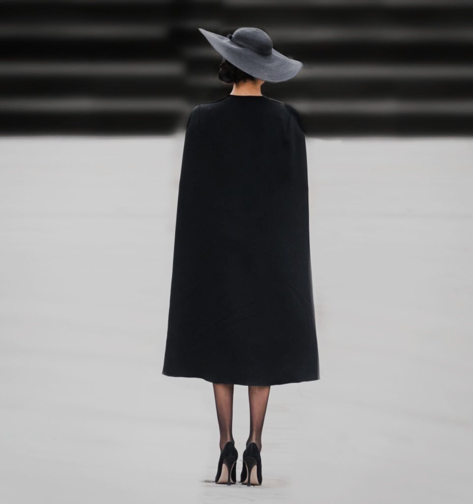 Anne - Duchess Of Success on Twitter: “Art. https://t.co/4w6HQTEm4R