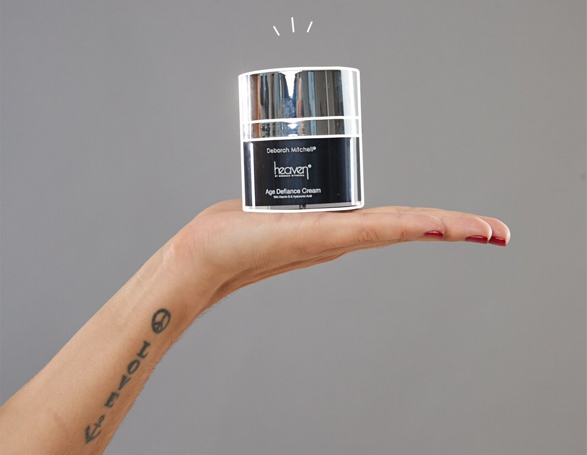 heavenskincare's tweet photo. HEAVENโS BESTSELLING MOISTURISERS
1. Our Age Defiance Cream: anti-ageing, plumps fine lines, reduces scar formation, lightens pigmentation AND prevents spots. Perfect for all skin types but particularly good for soothing irritated, acne-prone, blemished or sensitive & oily skin. https://t.co/dmxdWsOQJz