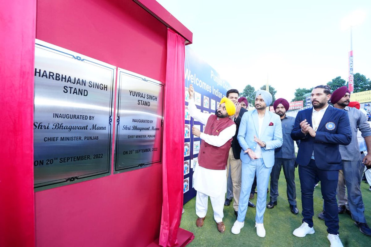 Congratulations <a href="/harbhajan_singh/">Harbhajan Turbanator</a> paaji for this 😍
🛑 Harbhajan Singh Stand🛑

Big thanks to Punjab Cricket for this special honour!

<a href="/YUVSTRONG12/">Yuvraj Singh</a>