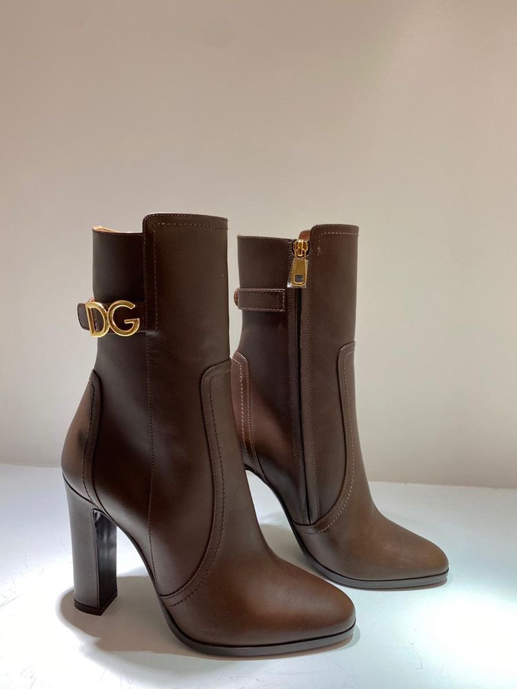 👜 on Twitter "DG boots"