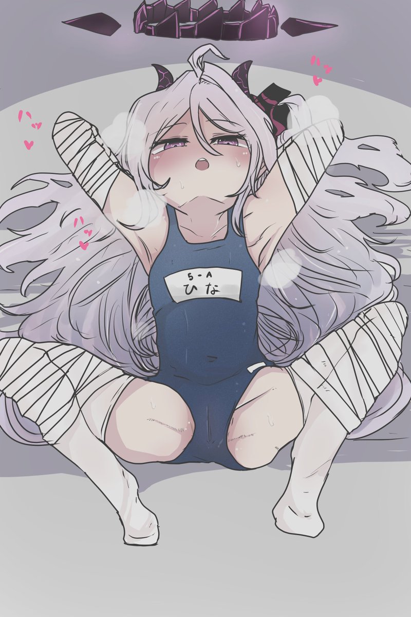 手足ぐるぐるに巻いたヒナ 