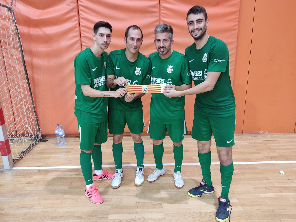 𝗘𝗟𝗦 𝗡𝗢𝗦𝗧𝗥𝗘𝗦 𝗖𝗔𝗣𝗜𝗧𝗔𝗡𝗦!💚

 Que bé que llueixen el braçalet els nostres capitanos del #futsal d'aquesta temporada😍👇

1⃣Javi García
2⃣ Daniel Alonso
3⃣ Alex López
4⃣ Héctor Albadalejo

Orgull, passió i amor pel verd i el futsal!⚽️

#somhiverds