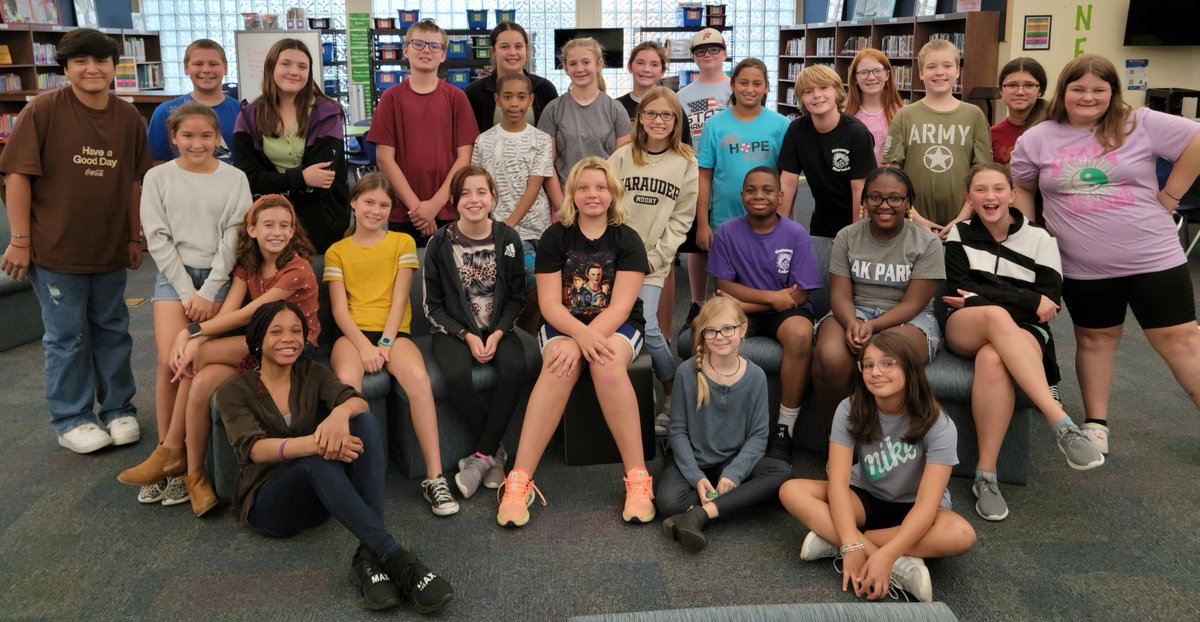 Here they are! Gateway's 22-23 Hope Squad!
#HopeSquad #GoGrizzliesNKC