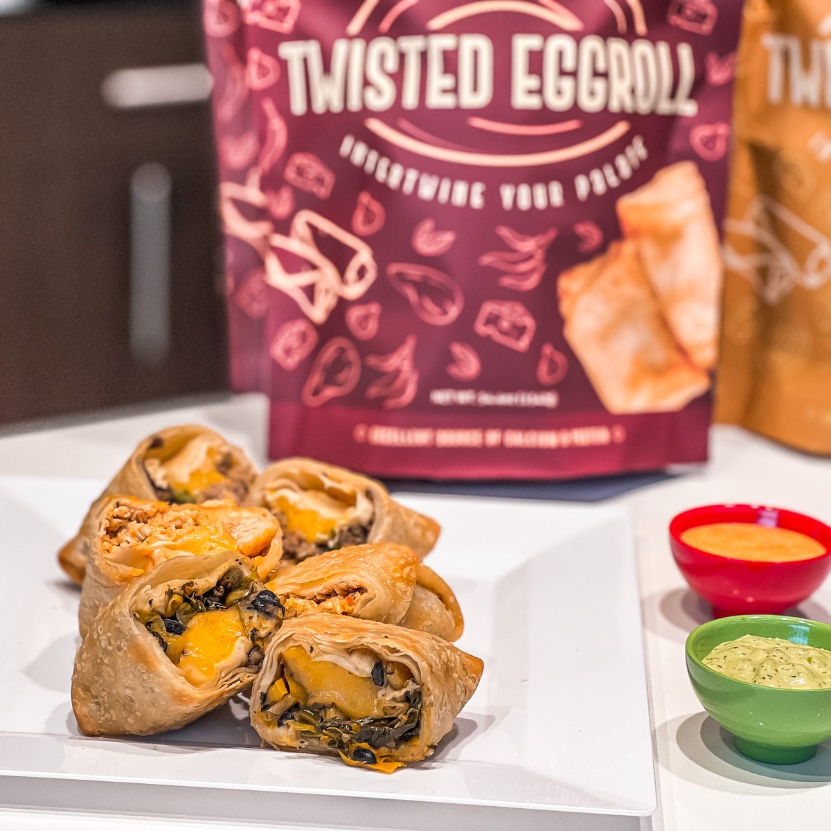 Allies4CB's tweet photo. There is still time to register for the Toast to Community Business! Join us at our fundraising event on October 6th at @TheHatcheryChi where you can sample delicious food from A4CB client @twisted_eggroll! Register: https://t.co/VMSIesSEix https://t.co/JlSJXzZiIO