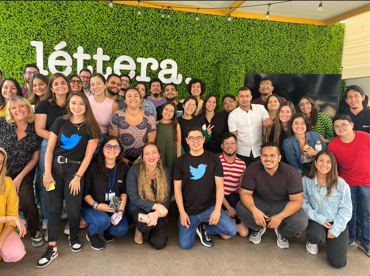 X_AlephEcu's tweet photo. El pasado 16 de septiembre nuestro equipo de #IMSTWEC fue invitado por @lettera_ec a su #RoofTalks, donde compartimos un momento ameno hablando de #WorldCup2022 y de la #pasionporelfutbol ⚽️
#LoveTwitter #OneTeam #WeAreIMS #IMS 🌎 https://t.co/N7T4nyHsCT