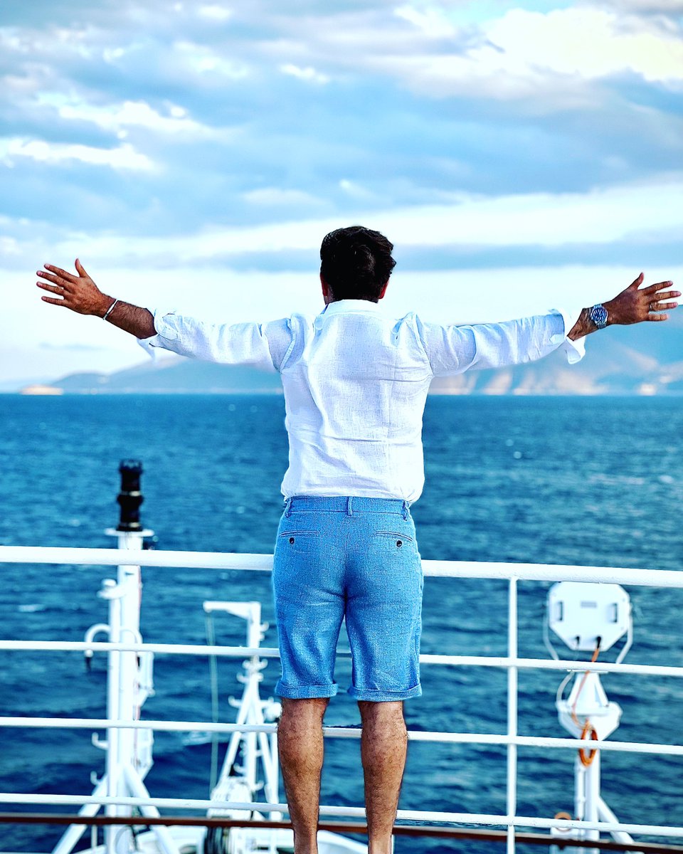 Émerveillement 
Canal de Corinthe  🇬🇷