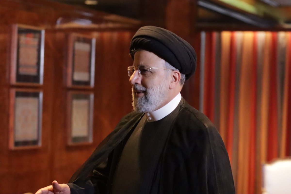 LuchoXBolivia's tweet photo. En Nueva York, #EEUU, nos reunimos con el presidente de #Irán, Ebrahim Raisi. Evaluamos el fortalecimiento del intercambio comercial en la reconstrucción pospandemia y un plan estratégico que incluye la salud, cultura, educación, agencia espacial, agro y telecomunicaciones. https://t.co/cC9uZXq0yN