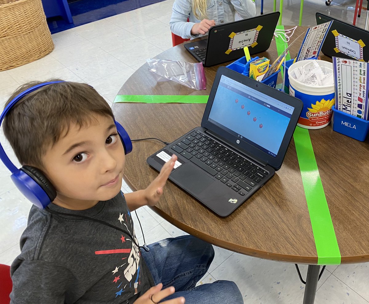 evanderscoff's tweet photo. Mrs. Ortyl’s kindergarten class is ready to track their progress with ST Math! 🎉 @Mass_STEMHub @MrsHannahBrewer @LudlowPublicSch @STMath #STMathProgress @EastStSchool https://t.co/zirpIinF3v