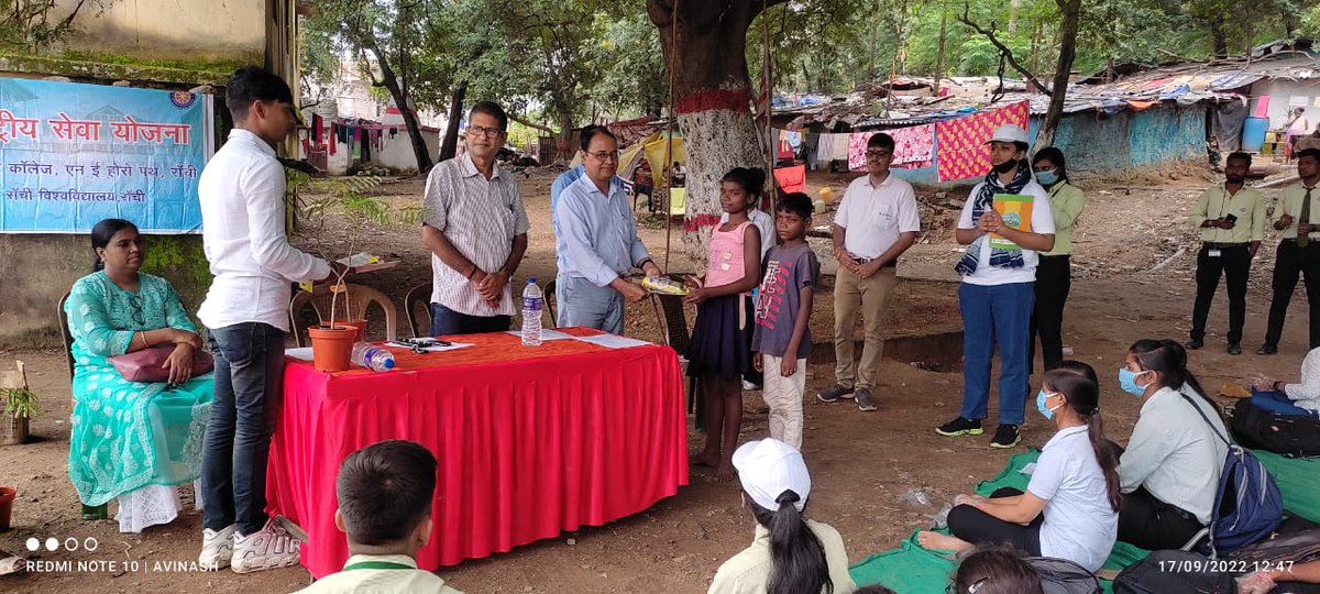 NssRURanchi's tweet photo. NSS 7 days Special Camp organized by NSS Unit of Gossner College, Ranchi.  (from 17th September, 2022 to 23rd September, 2022)
@YASMinistry @_NSSIndia @NSSRDPATNA @jhar_governor @sanjayjavin @SportsJhr @RanchiPIB @pankajsinghips @ajitsinhavbu @DC_Ranchi https://t.co/q45G5iqkU9