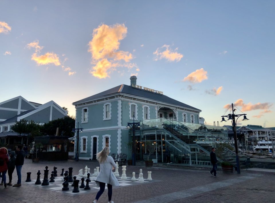 gita_mathew's tweet photo. Beautiful Cape Town! Good to be back♥️🇿🇦
#AtlanticShore
#TableMountain
#WaterFront
#CapeWheel https://t.co/NLf313OmCZ