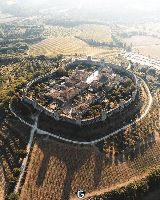 JamesLucasIT's tweet photo. Monteriggioni, Toscana 🇮🇹 https://t.co/cV6SJ84cw5
