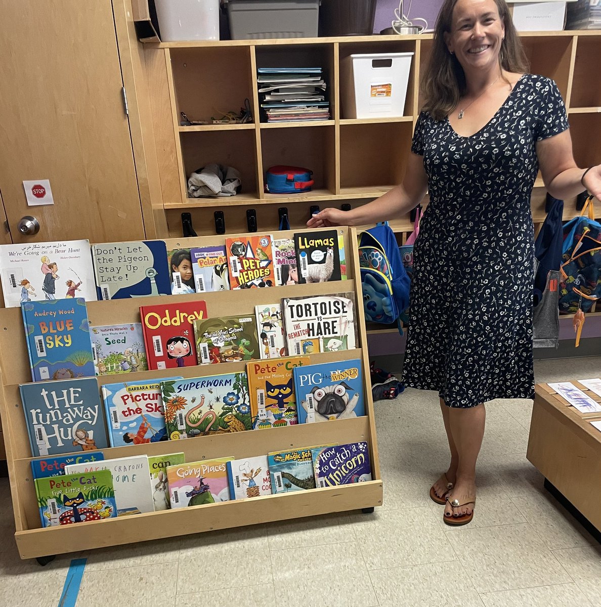 ParkintheLC's tweet photo. I am rolling my way into classrooms as we await our final portable and bringing the Library Learning Commons to our students. I love seeing the excitement as students choose their first book of the year to go home and share! https://t.co/mSnNg17Sic