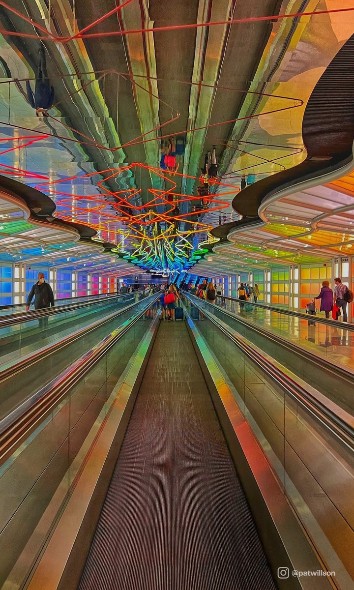 "If you can hear this photo, then we should totally be friends. 😉" - patwillson (IG)