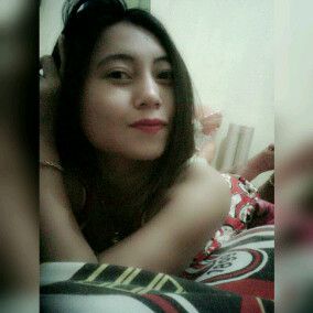 ArmilaGiska's tweet photo. Enak kali ya pulang Krja ada yng mijitin dn ksi sosis bsar https://t.co/wxfGoxWXo3