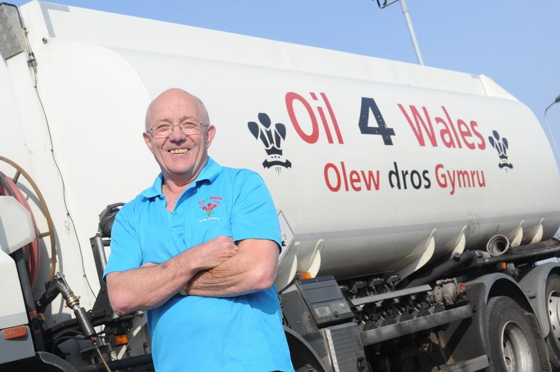 LlanelliStar's tweet photo. Oil 4 Wales offers elderly customers free fuel to beat winter cost of living fears
https://t.co/x9yBEqn0rq https://t.co/UdyU0mkDTi