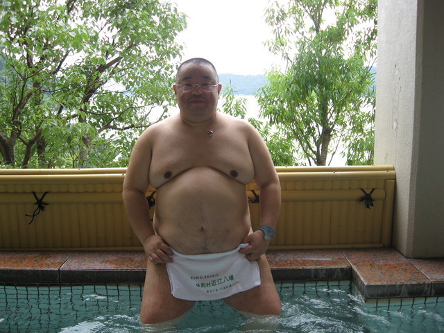 Sweet fat daddy tweet media