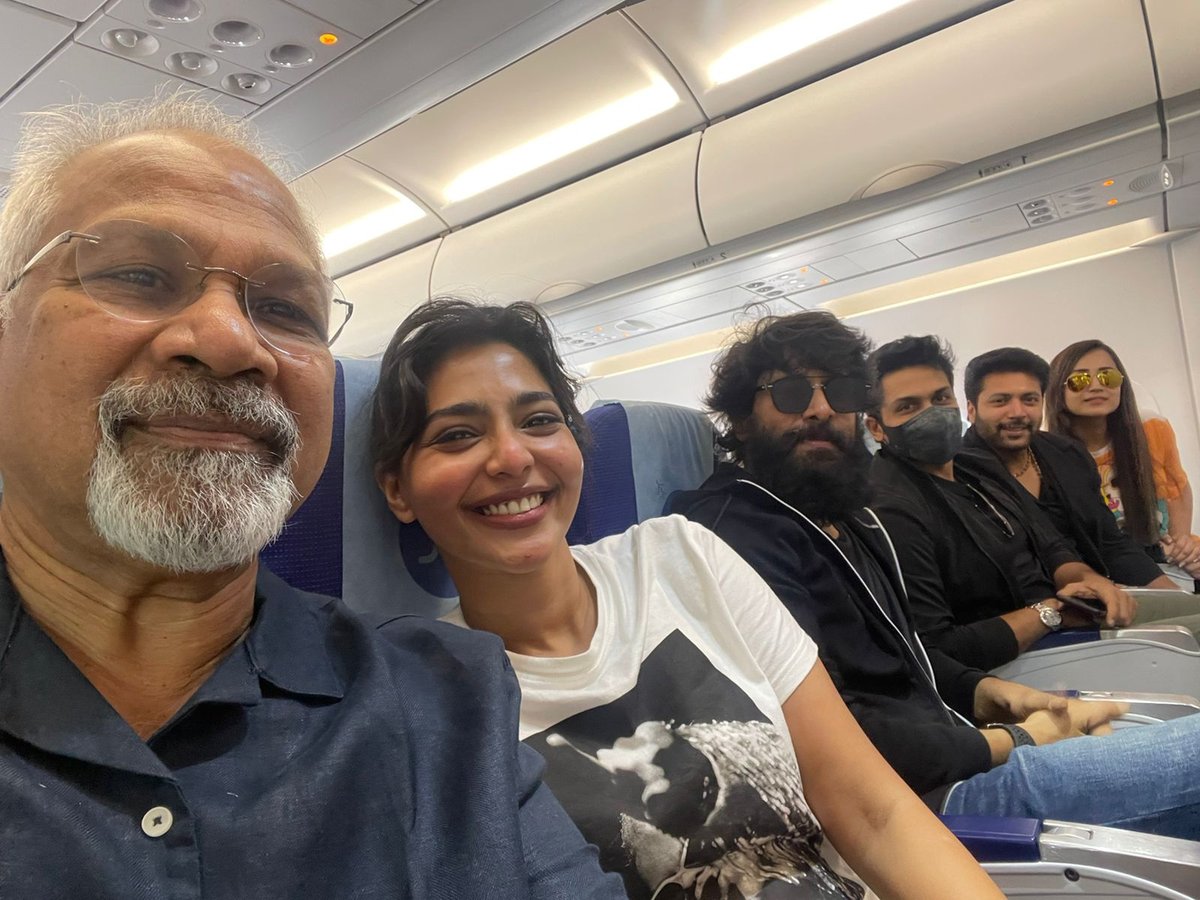 DinamaniDaily's tweet photo. பிரமோஷனல் டூரில் பொன்னியின் செல்வன் படக்குழுவினர் - புகைப்படங்கள்
https://t.co/RFTW7PIJ7D
#PS1FromSep30th | #PS1fromSEP30 | #ps1trailer | #ps1audiolaunch | #ps1trailerlaunch https://t.co/B4LijGyIo6