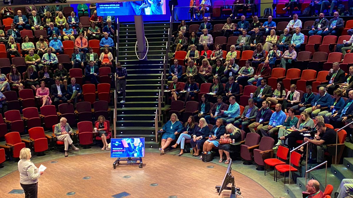 MEDITECH's tweet photo. MEDITECH LIVE Welcome
Helen Waters, Executive Vice President &amp; COO, MEDITECH 

“Review, rethink, revise together - collaborating across divisions, and learning from other leaders.” #MEDITECHLive2022 @HelenMEDITECH https://t.co/jY0qZ8X1E4