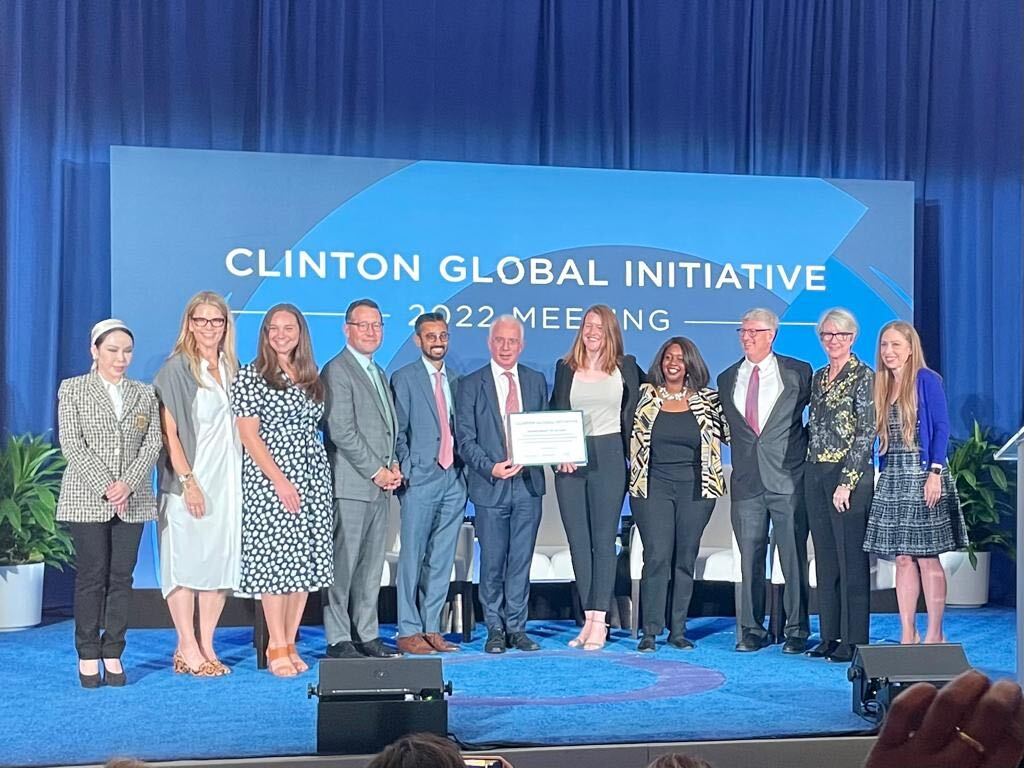 We are proud to join @ClintonGlobal to announce our commitment to #HealthForAll by supporting and paying 200,000 community health workers in Africa! 🎉

Thank you to @JNJGlobalHealth, @SkollFoundation, @GlobalFund, and AFF Partners for their unwavering support.

#CGI2022 #UNGA